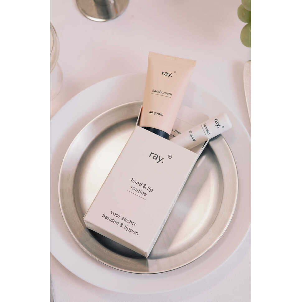 Giftset hand & lip routine