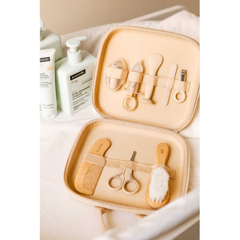 Verzorgings‑ en toiletset met 8 accessoires – Wonderland - beige